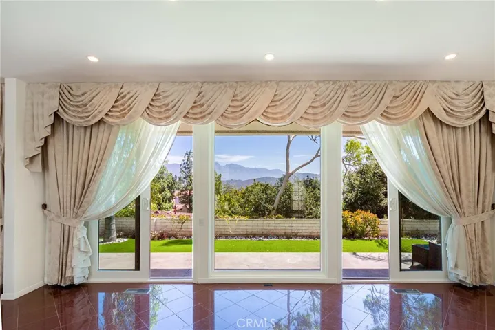 3110 Peters Circle, Glendale, California 91208