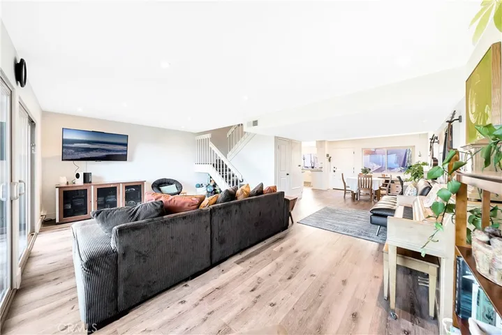 242 Avenida Baja, San Clemente, California 92672