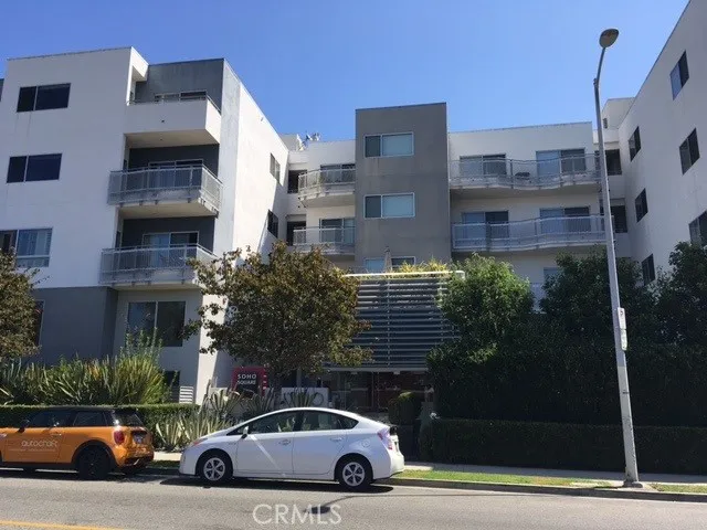 1700 Sawtelle Boulevard Unit 318, Los Angeles, California 90025