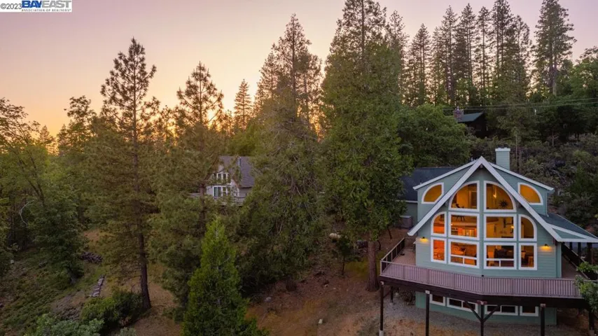 20485 Hekeke Lane, None, California 95346