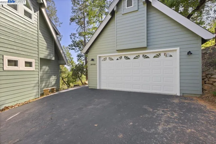 20485 Hekeke Lane, None, California 95346