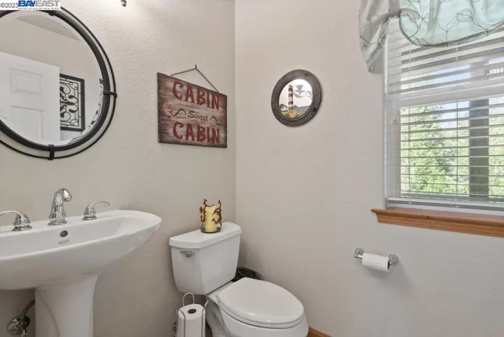 20485 Hekeke Lane, None, California 95346