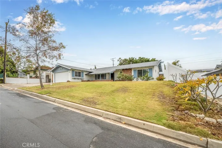 3006 N Oceanview Street, Orange, California 92865