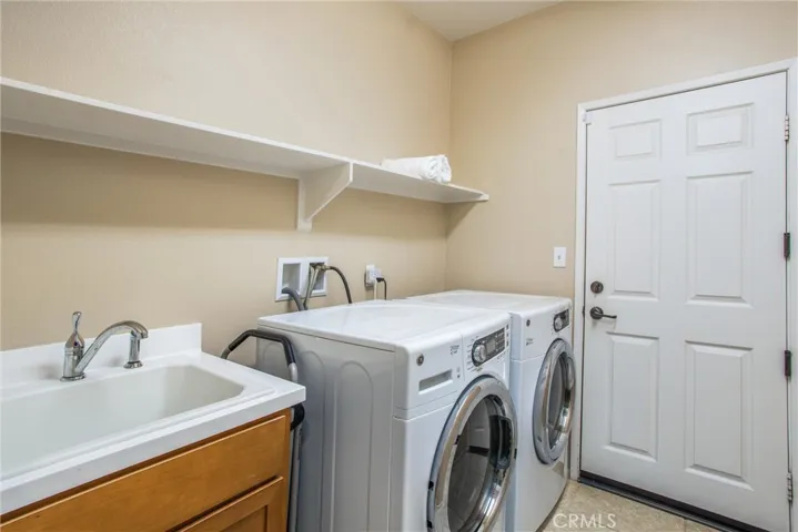 1204 Houstonia Lane, Beaumont, California 92223