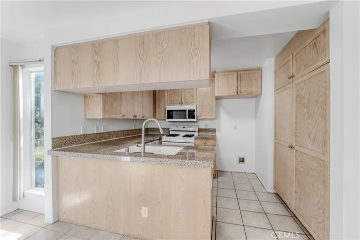15764 Midwood Drive 1, Granada Hills, California 91344