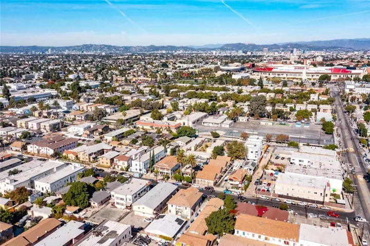 822 W 42nd Place, Los Angeles, California 90037