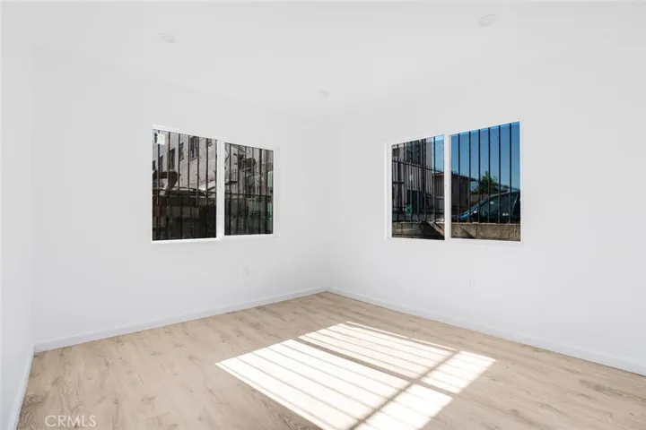 822 W 42nd Place, Los Angeles, California 90037