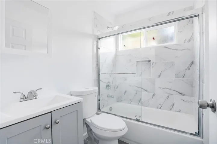 822 W 42nd Place, Los Angeles, California 90037