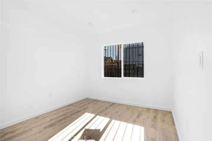 822 W 42nd Place, Los Angeles, California 90037