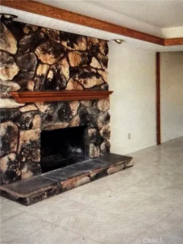 fireplace living room