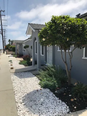 1049 W 7th Street, San Pedro, California 90731
