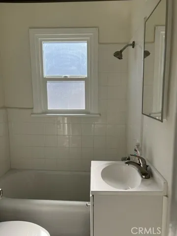 1049 W 7th Street, San Pedro, California 90731