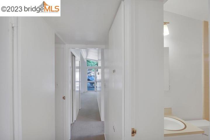 3015 Jordan Rd, Oakland, California 94602