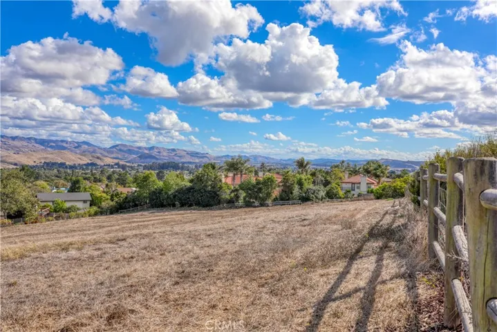 1825 Diablo Drive, San Luis Obispo, California 93405