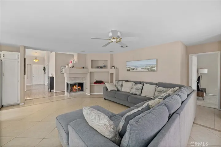 39460 Middleton Street, Palmdale, California 93551