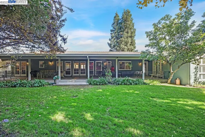 215 Primula Ct, Ripon, California 95366