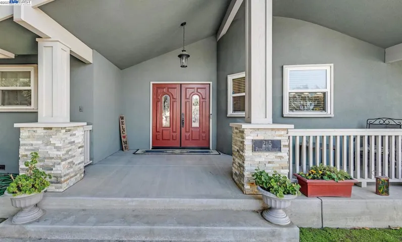 215 Primula Ct, Ripon, California 95366