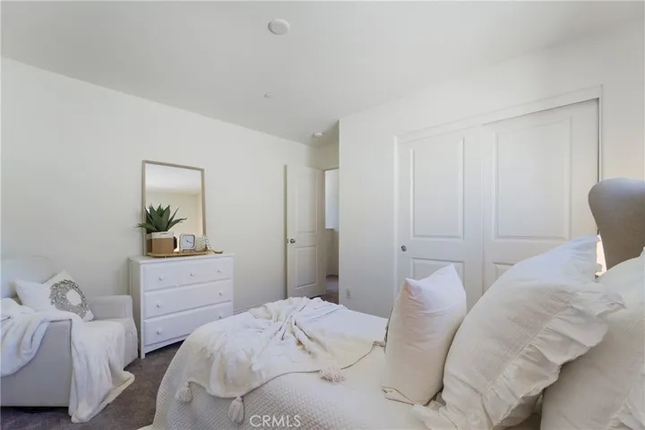 32112 Prairie Crossing Drive, Winchester, California 92596