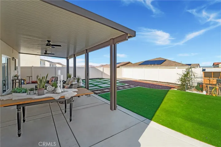 32112 Prairie Crossing Drive, Winchester, California 92596