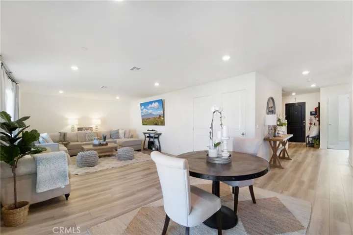 32112 Prairie Crossing Drive, Winchester, California 92596