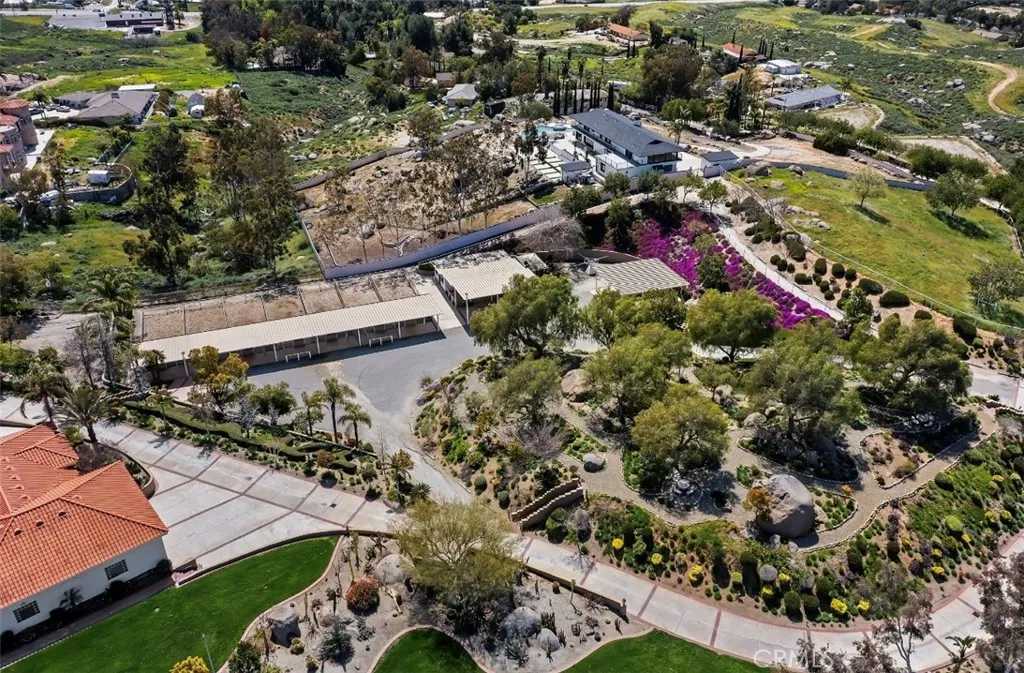 15980 Summit Crest Drive, Riverside, California 92506 home-pic-0