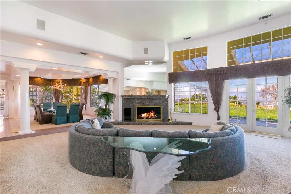 15980 Summit Crest Drive, Riverside, California 92506 home-pic-6