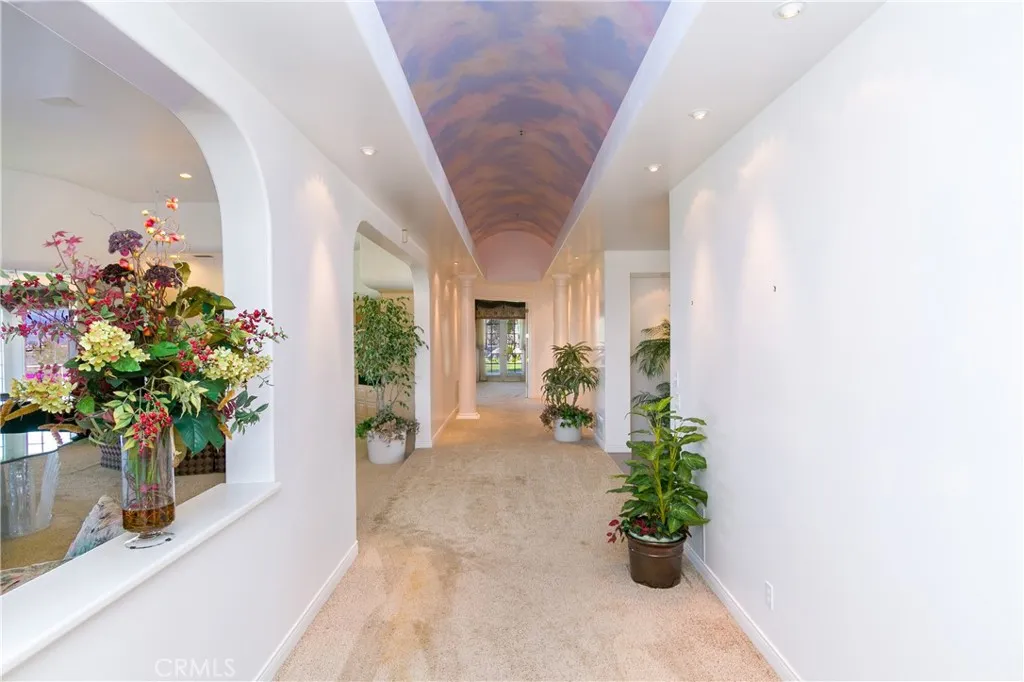 15980 Summit Crest Drive, Riverside, California 92506 home-pic-36