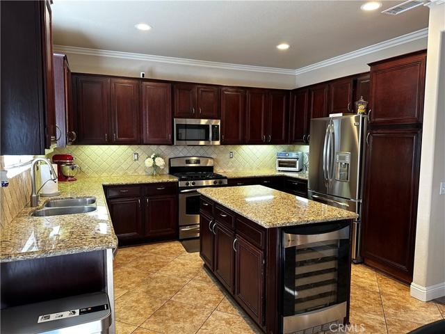 8796 E Heatherwood Road, Anaheim Hills, California 92808