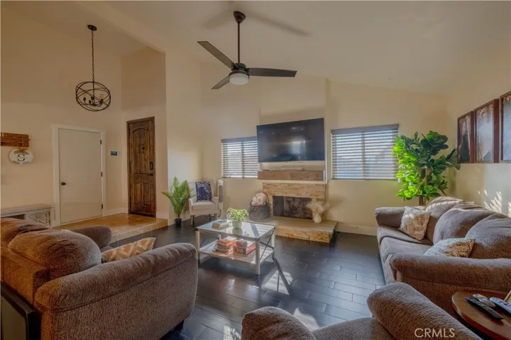 Living area w/fireplace