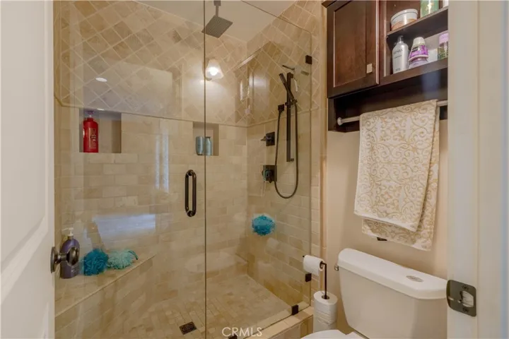 Master Bathroom2