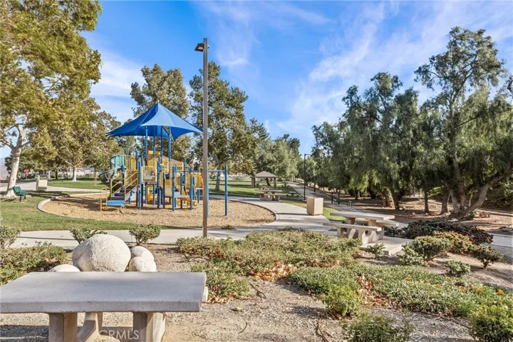 8992 Dahlia Drive, Corona, California 92883