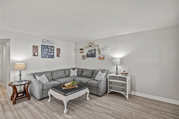8992 Dahlia Drive, Corona, California 92883