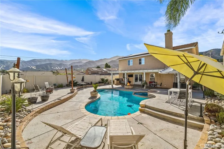 8992 Dahlia Drive, Corona, California 92883