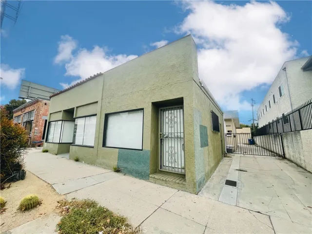 4534 Eagle Rock Boulevard, Los Angeles, California 90041