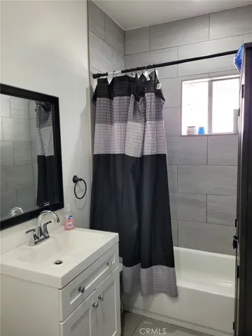 237 E 43rd Place, Los Angeles, California 90011