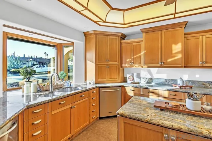 13419 Sebago Avenue, Poway, California 92064