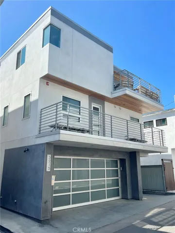 3215 Vista Drive, Manhattan Beach, California 90266