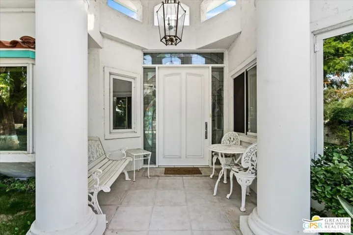875 Tamarisk Road, Palm Springs, California 92262