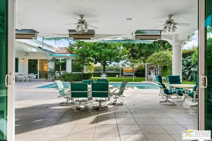 875 Tamarisk Road, Palm Springs, California 92262
