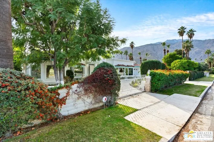 875 Tamarisk Road, Palm Springs, California 92262