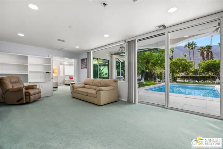 875 Tamarisk Road, Palm Springs, California 92262