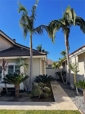 8 Delamesa E, Irvine, California 92620
