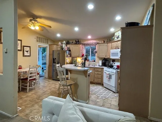 SECOND HOME KITCHEN