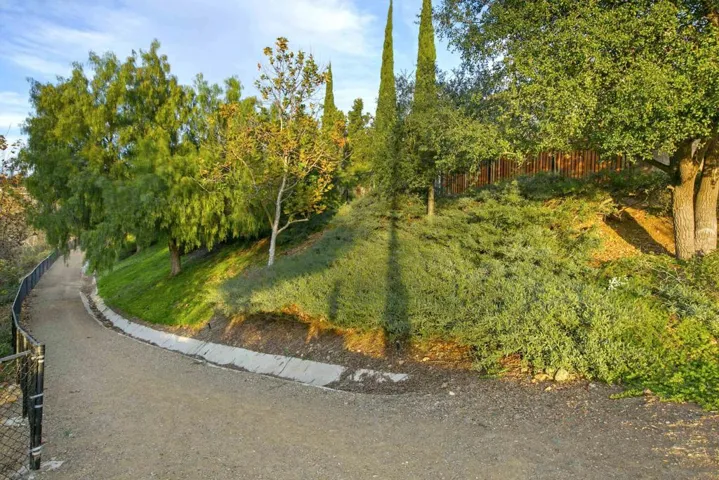 7093 Sitio Frontera, Carlsbad, California 92009