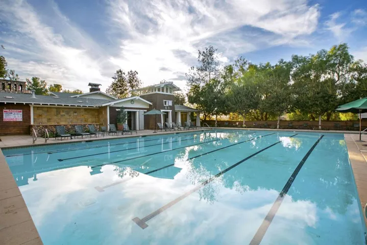 Swimming Pool/Hot Tub/Sauna