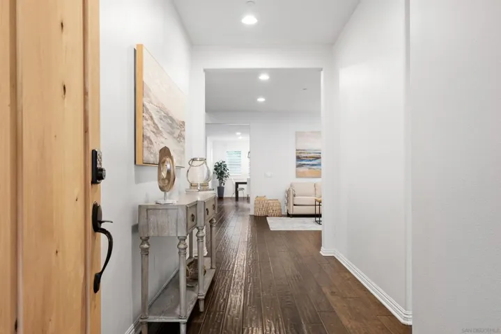 7093 Sitio Frontera, Carlsbad, California 92009
