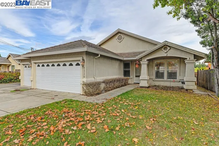2230 Gunn Rd, Carmichael, California 95608