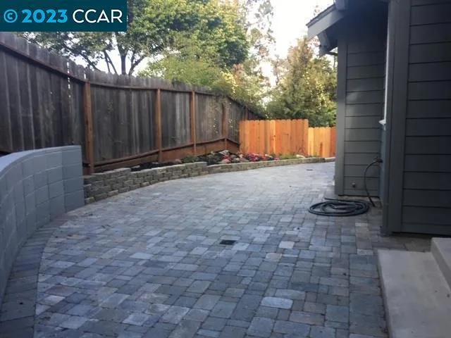 2227 Hillside Ct, Walnut Creek, California 94597