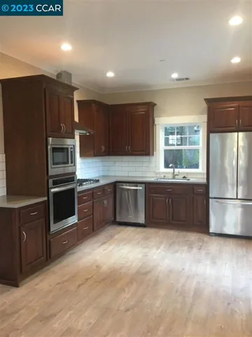 2227 Hillside Ct, Walnut Creek, California 94597