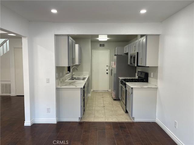 12314 Runnymede Unit 1, North Hollywood, California 91605